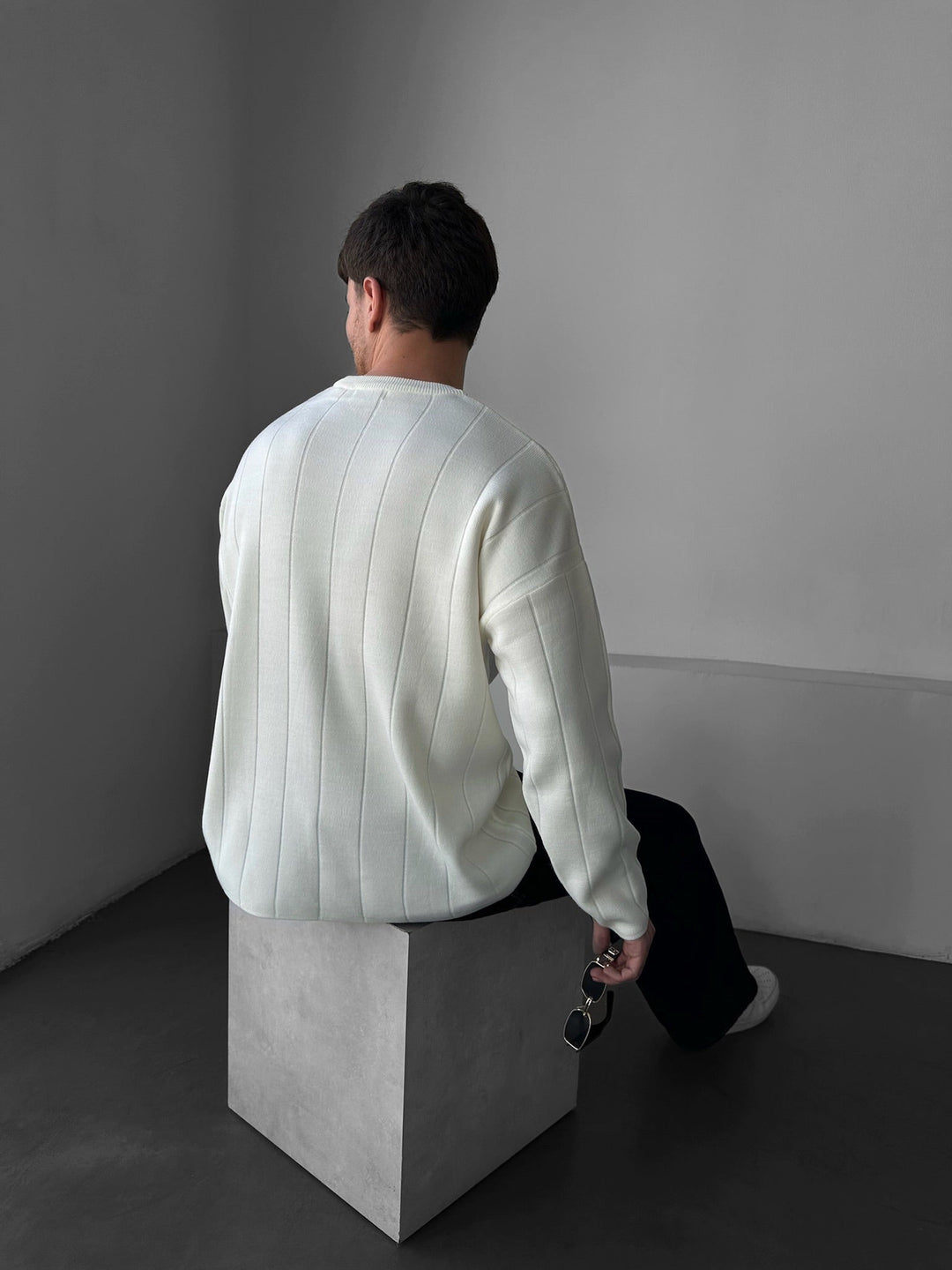 Oversize Lines Stickad Sweatshirt - Ecru