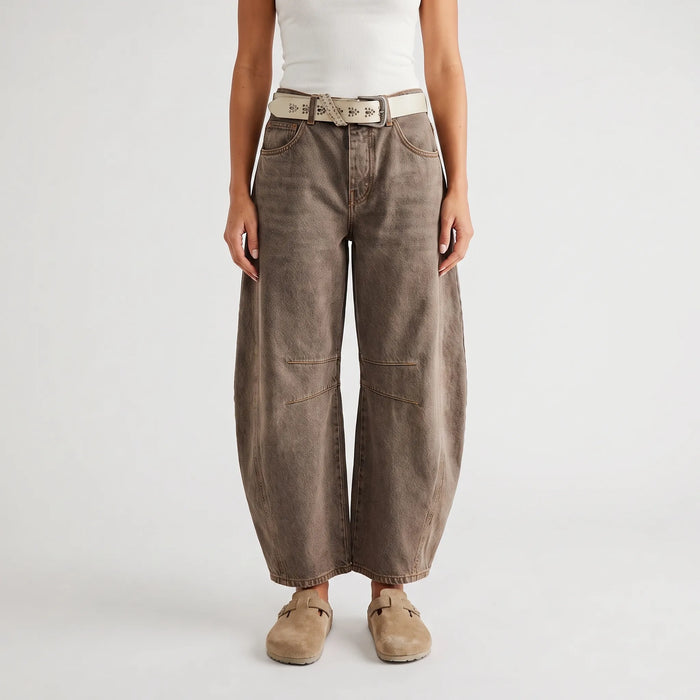 Dam Vida Jeans med Barrelben och Knäsöm