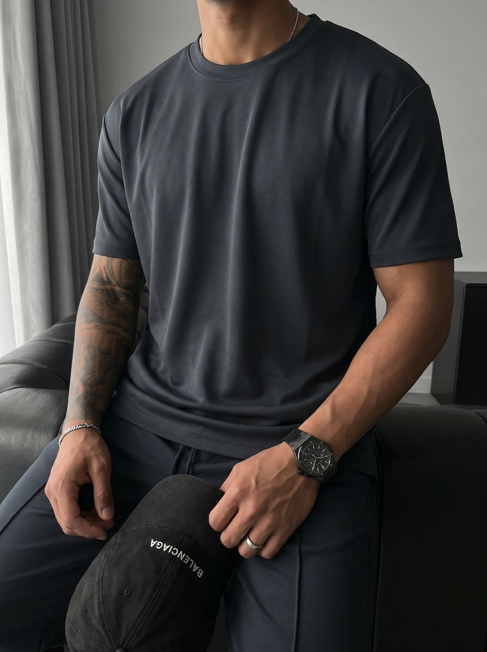 Loose Fit Basic T-shirt - Stormigt Väder