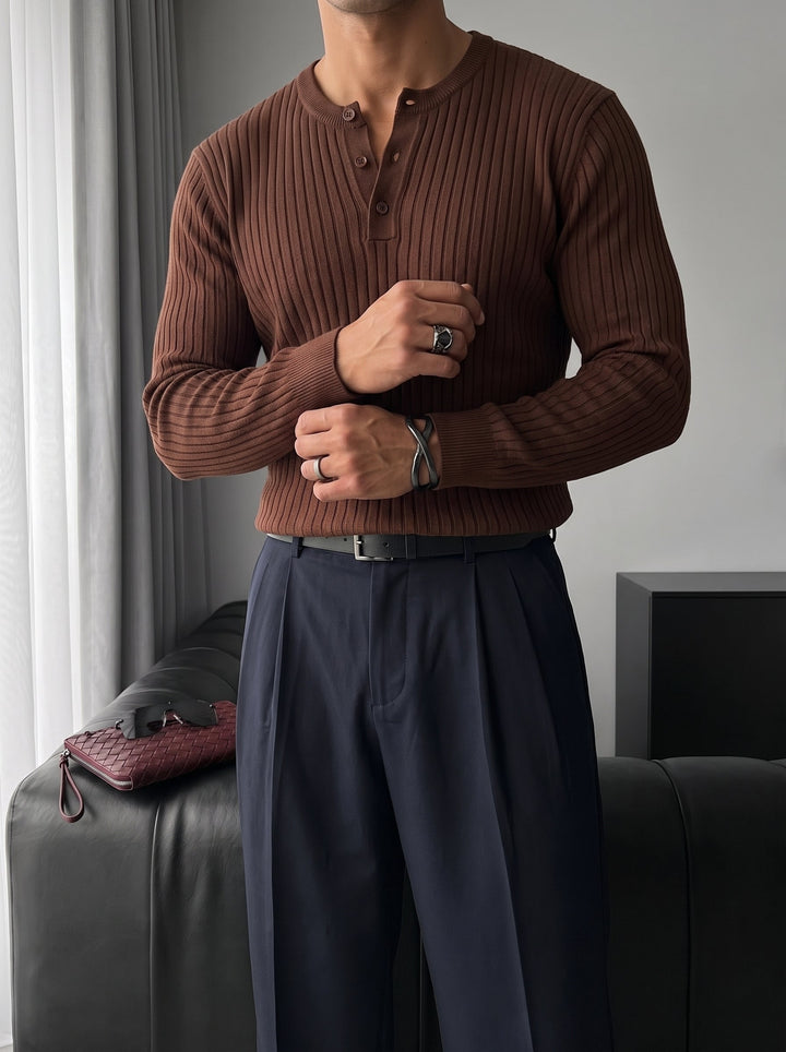 Slim Fit Knappstickad Tröja - Brun