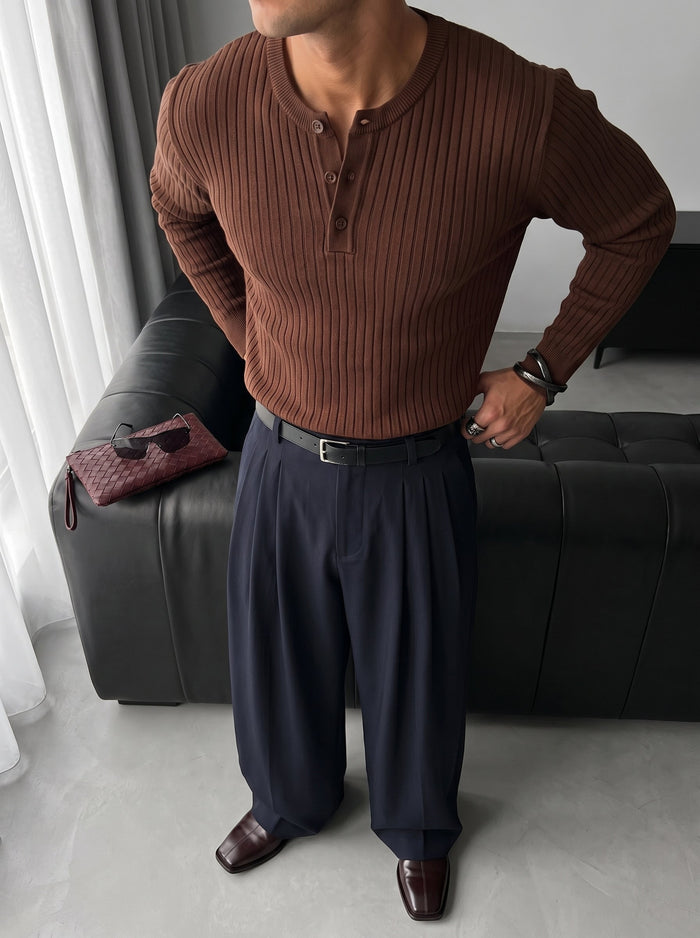 Slim Fit Knappstickad Tröja - Brun