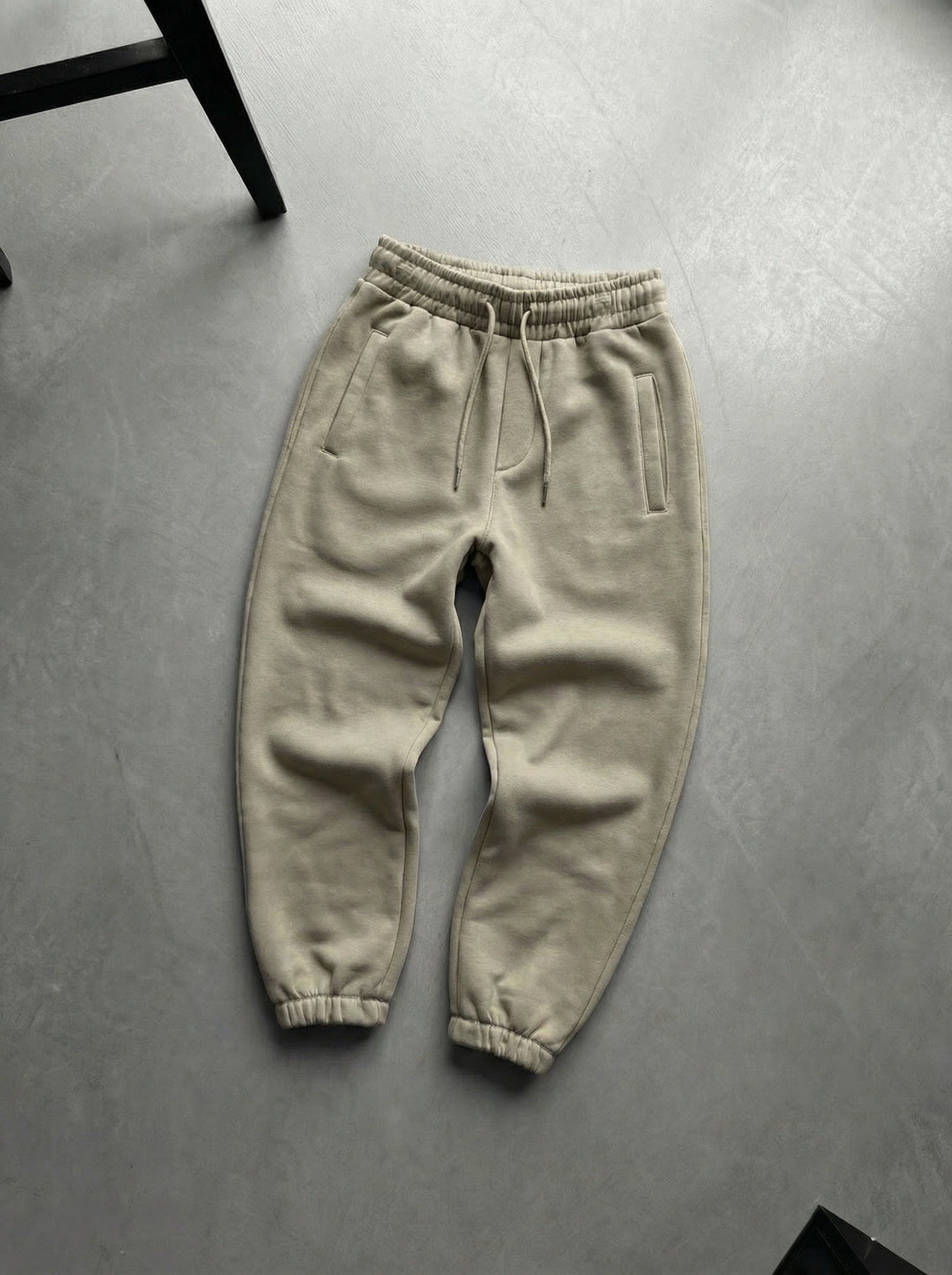 Basic Jogger - Simply Taupe