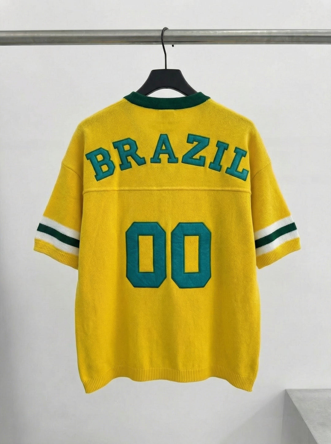 Oversize Brasilien Stickad T-shirt - Gul